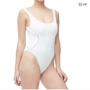 Good American White Bodysuit Sz 1 (Small)
